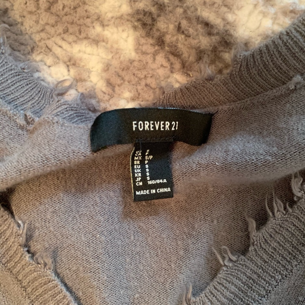 pretty forever 21 sweater! ♡